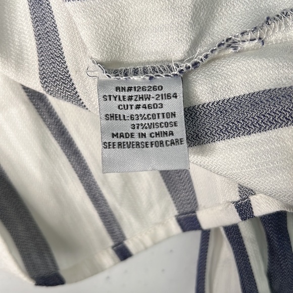 Boutique Velvet Heart Blue/White striped top with 3/4 length sleeves - Picture 5 of 6